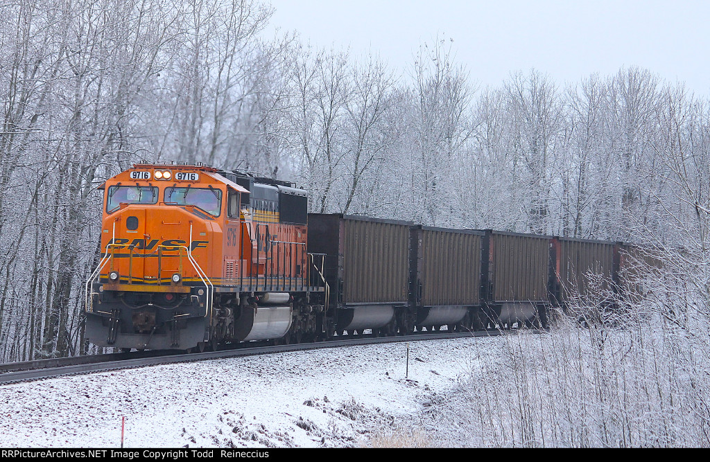 BNSF 9716